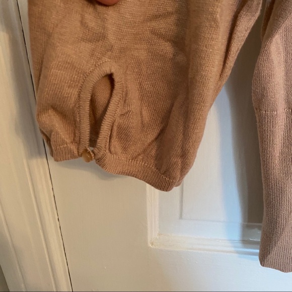 Keyhole Top - Picture 7 of 8